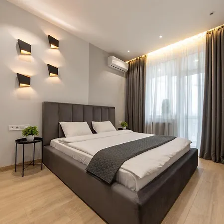 Royal Tower Big Vip In Center Floor 27 * Kyiv