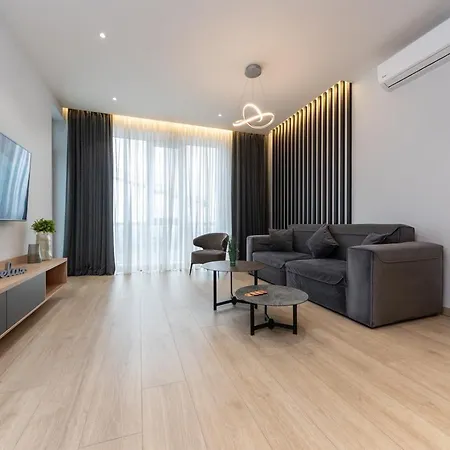 Royal Tower Big Vip In Center Floor 27 דירה *