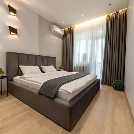 Royal Tower Big Vip In Center Floor 27 דירה