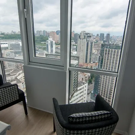 Royal Tower Big Vip In Center Floor 27